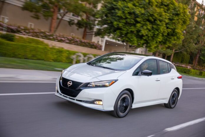 2023NissanLEAF-13-1068x713